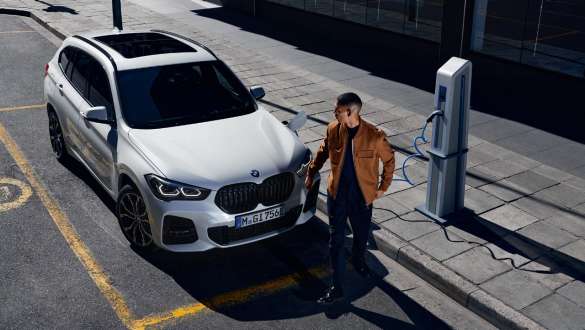 BMW Charging Solutions for employers BMW e-mobility electric car charging Charging Solutions for employers