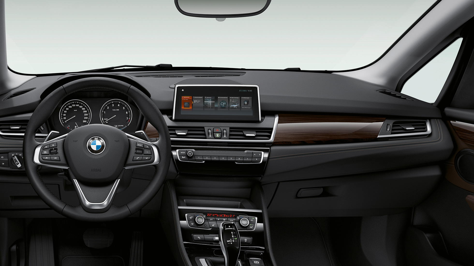 Cockpit BMW 2 Series Active Tourer Model Luxury Line Cockpit BMW 2 Series Active Tourer Model Luxury Line 225i xDrive F45 2018