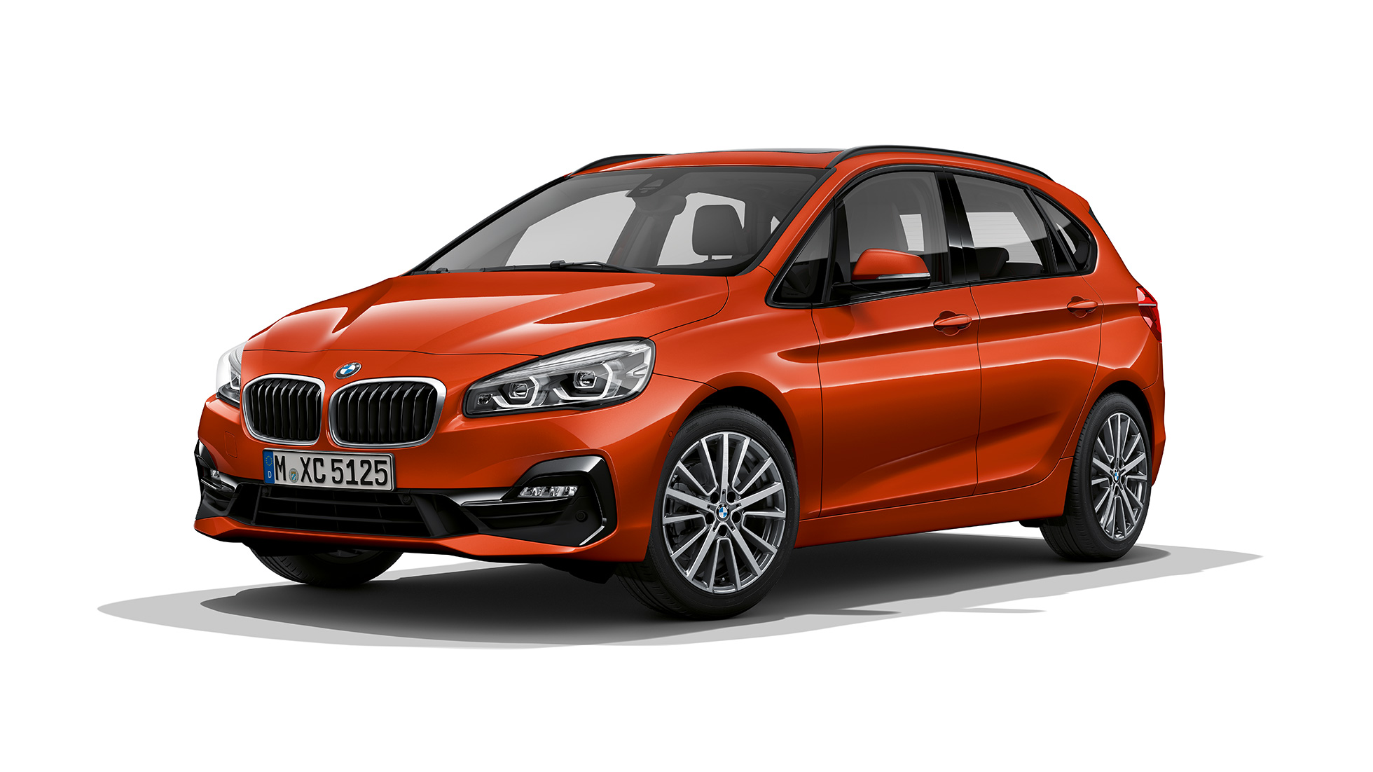 Three-quarter front view BMW 2 Series Active Tourer Model Sport Line BMW 2 Series Active Tourer Model Sport Line 220i F45 2018 Sunset Orange metallic three-quarter front view