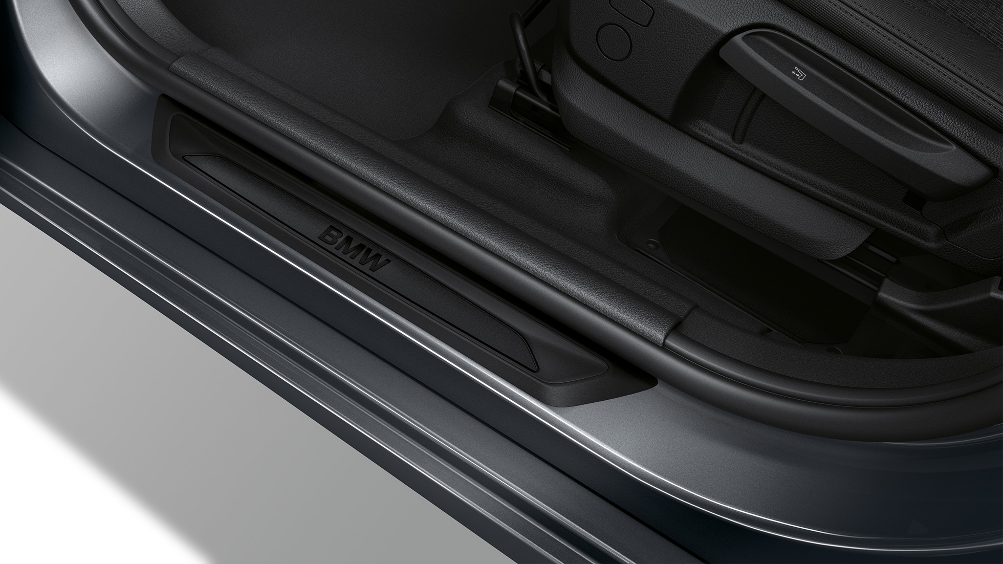 Door sill finishers BMW 2 Series Active Tourer Model Advantage Door sill finishers BMW 2 Series Active Tourer 218i F45 2018 Mineral Grey metallic