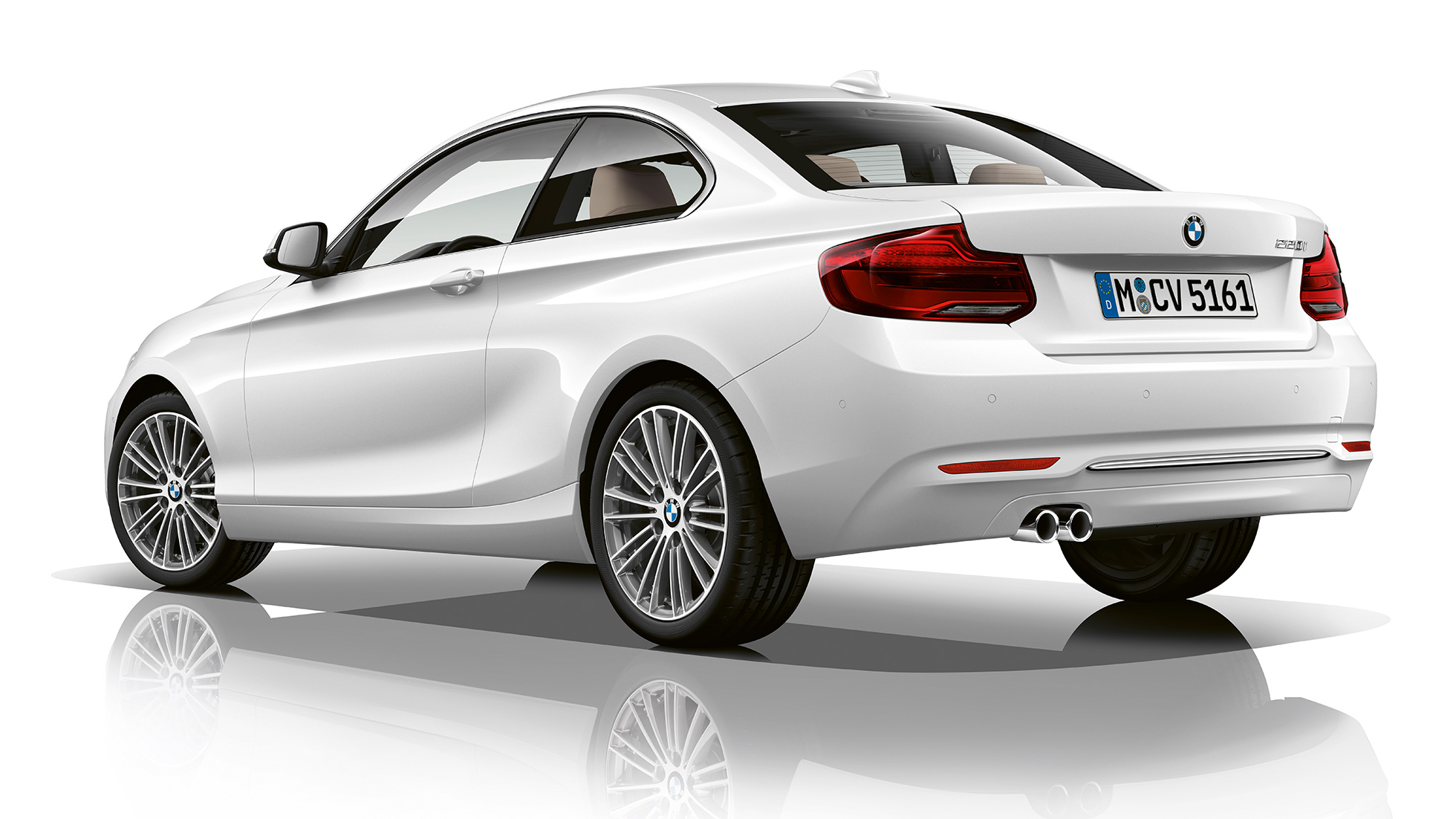 BMW 2 Series Coupé, Model Luxury Line three-quarter rear shot BMW 2 Series Coupé, Model Luxury Line three-quarter rear shot