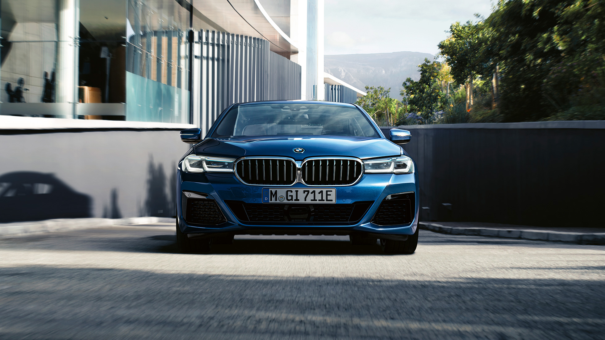 Double kidney grille and front apron BMW 5 Series Sedan G30 Double kidney grille and front apron BMW 5 Series Sedan G30 Facelift 2020 Phytonic Blue close-up front