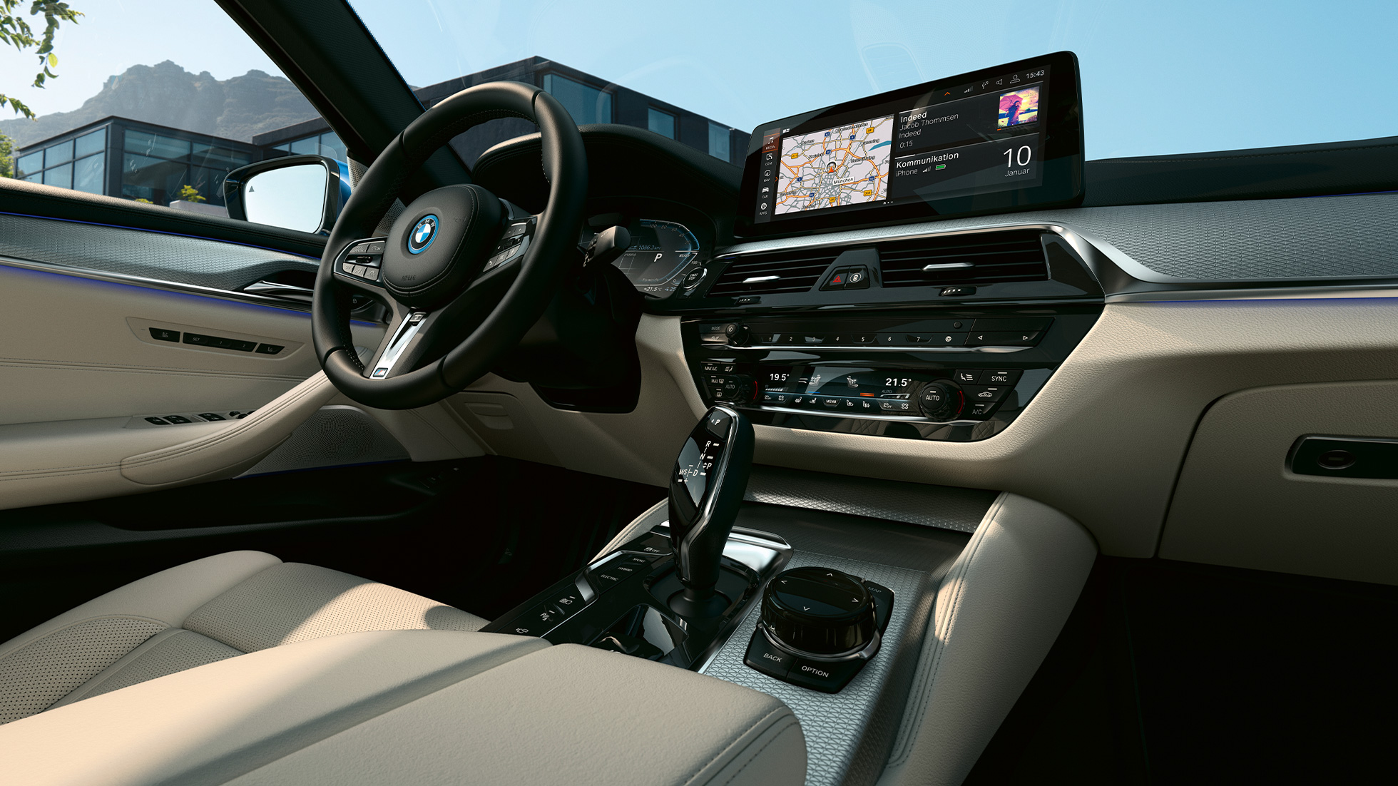 Interior BMW 5 Series Sedan G30 Control display & Sport leather steering wheel BMW 5 Series Sedan G30 Facelift 2020 interior