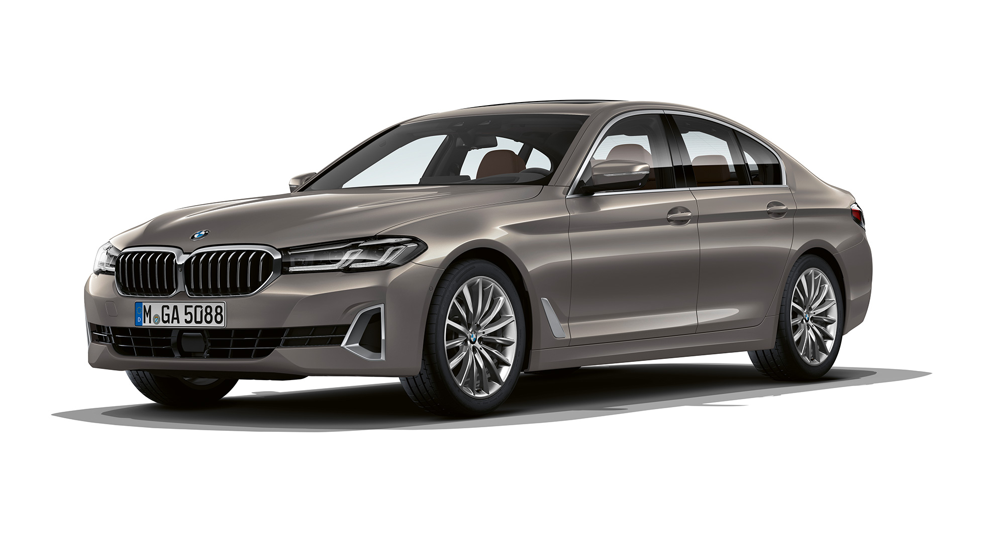 BMW 5 Series Sedan G30 Luxury Line front BMW 5 Series Sedan 520d xDrive G30 2020 Luxury Line in Bernina Grey three-quarter front view