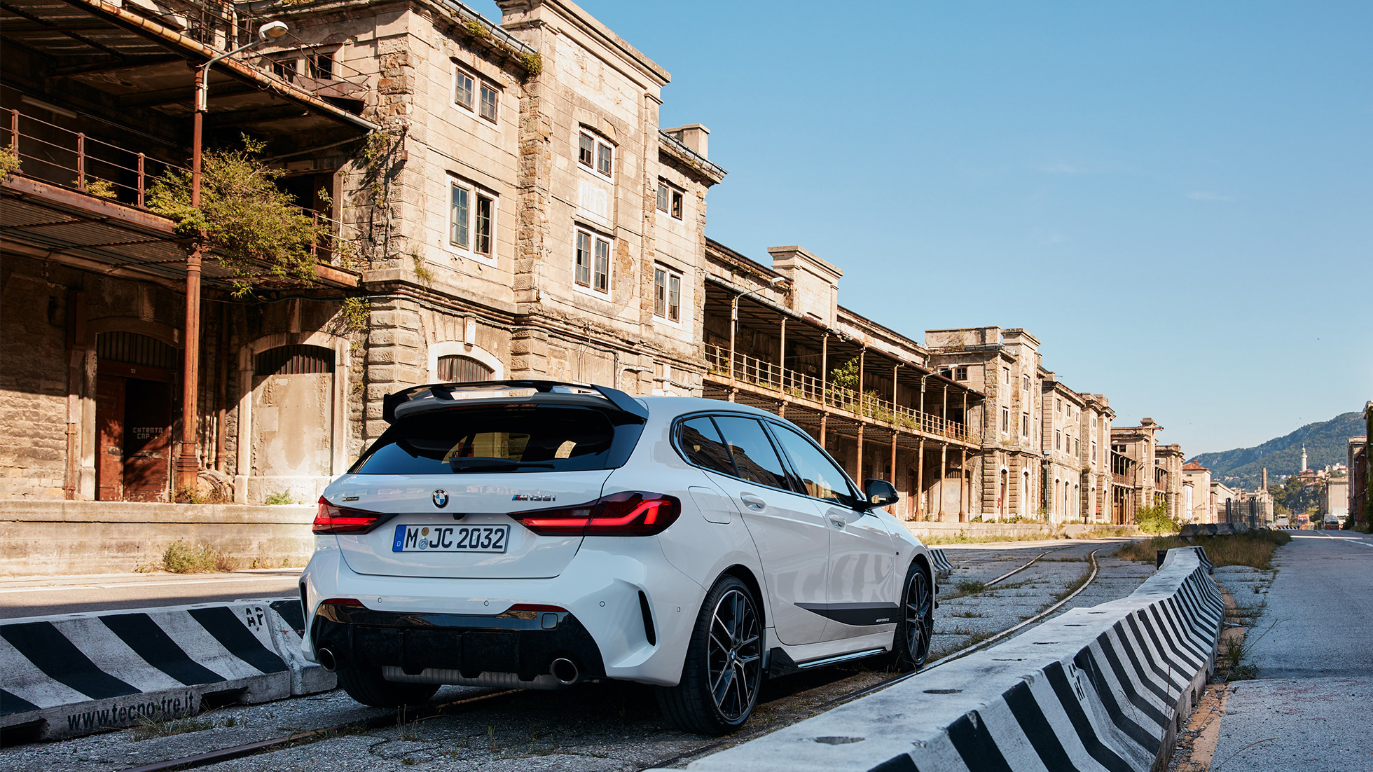 BMW M135i xDrive BMW M Performance design 01 BMW 1 Series BMW M135i xDrive BMW M Performance design 01