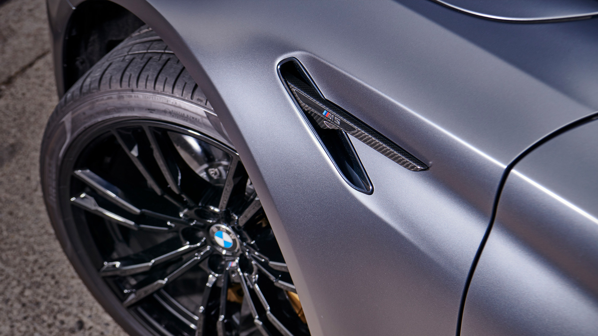 BMW M Performance Air Breather Carbon fibre decorative slat BMW M Performance design Air Breather Carbon fibre decorative slat